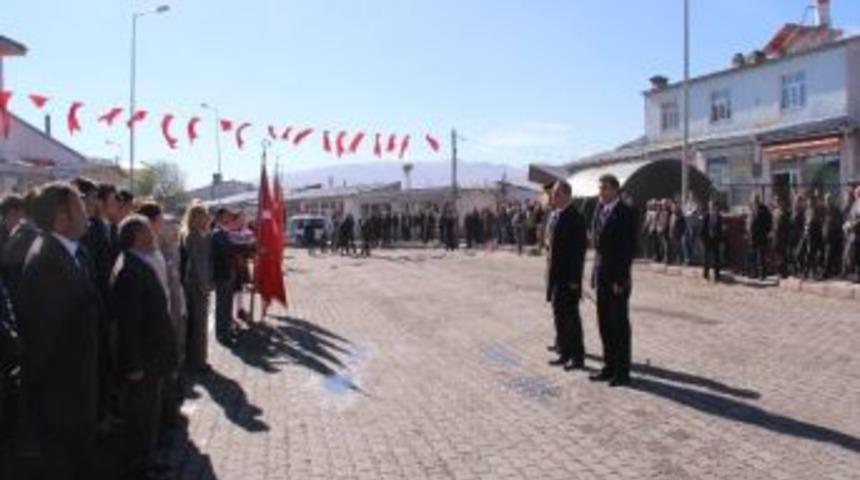 &Ccedil;ıldır'da Cumhuriyet Bayramı Kutlamaları