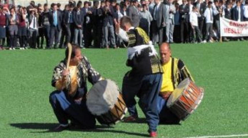 Cumhuriyet Bayramı Araban&rsquo;da Coşkuyla Kutlandı