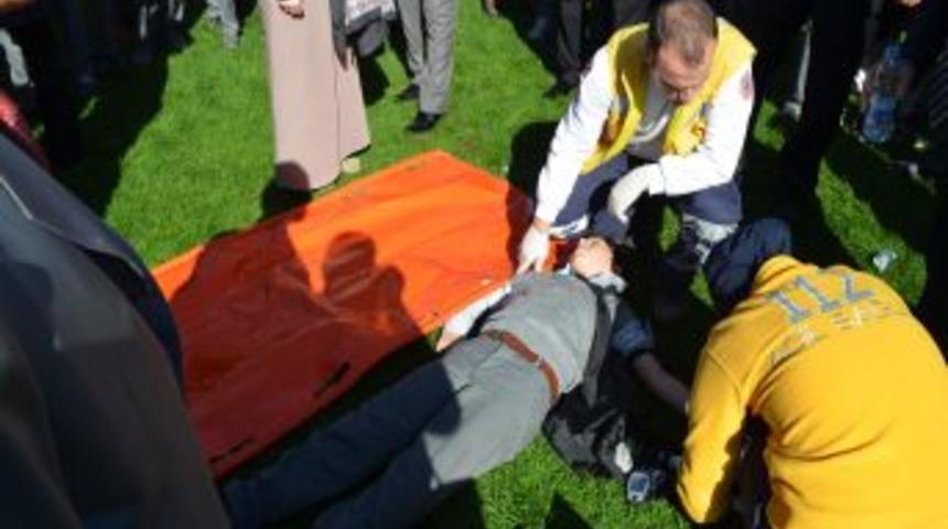 Cumhuriyet Bayramı Kutlamalarında Bir &Ouml;ğrenci Bayıldı