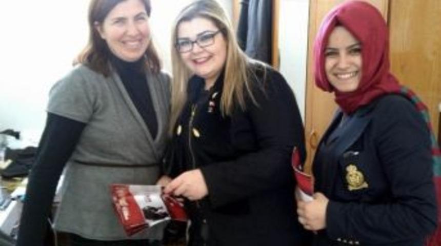 Ak Partili Gen&ccedil;ler Cumhuriyet Bayramını Kutladı