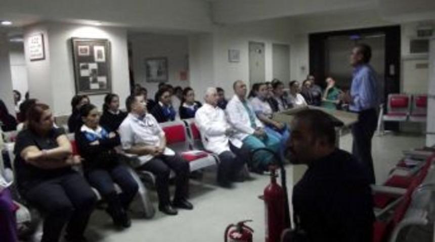 Salihli'de &Ouml;zel Hastanede Ger&ccedil;eğini Aratmayan Yangın Tatbikatı