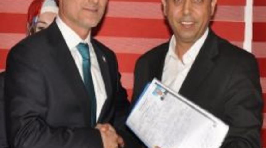 Ak Parti Menderes Aday Adayı Beşer İddialı