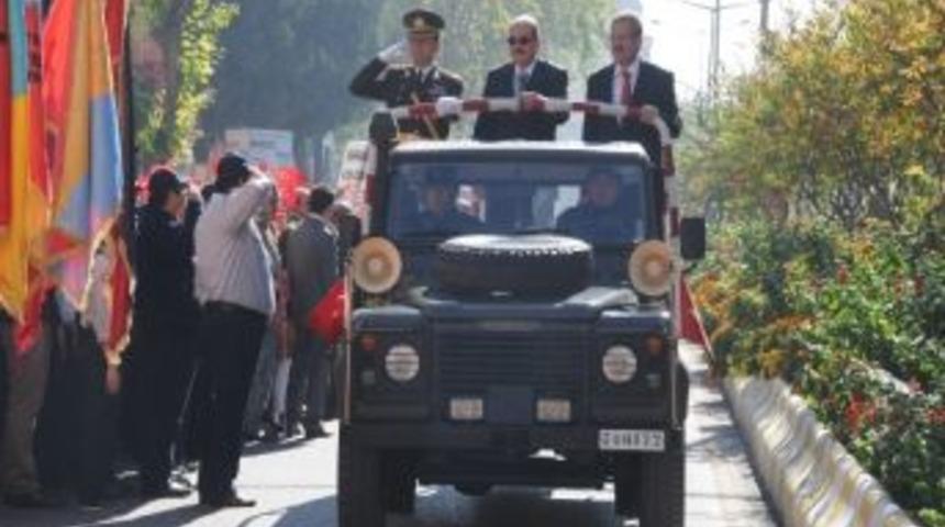 Kahramanmaraş&rsquo;ta Cumhuriyet Coşkusu