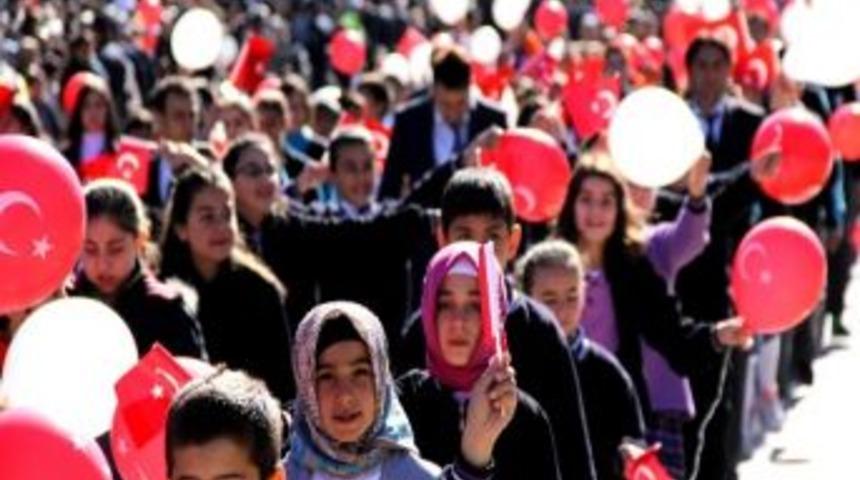 Erzurum'da Cumhuriyet Bayramı Coşkusu