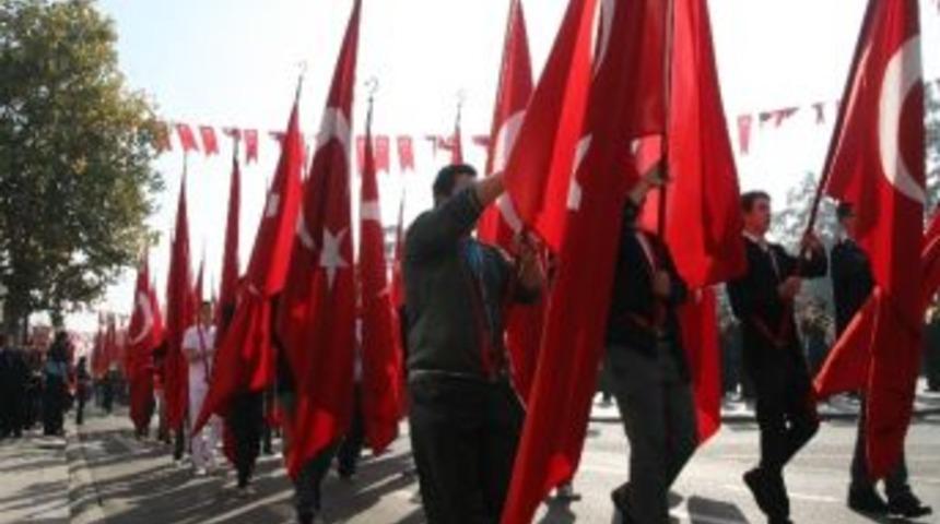 &Ccedil;orlu&rsquo;da Cumhuriyet Bayramı Coşkuyla Kutlandı