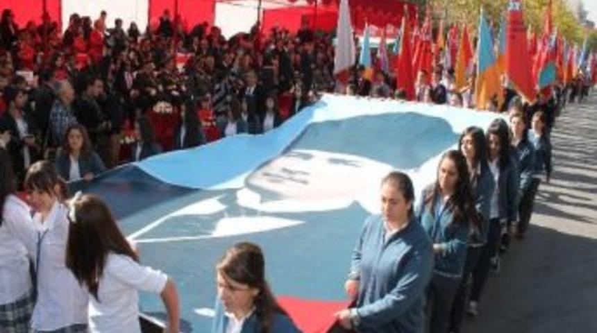 Konya'da Cumhuriyet Bayramı Coşkuyla Kutlandı