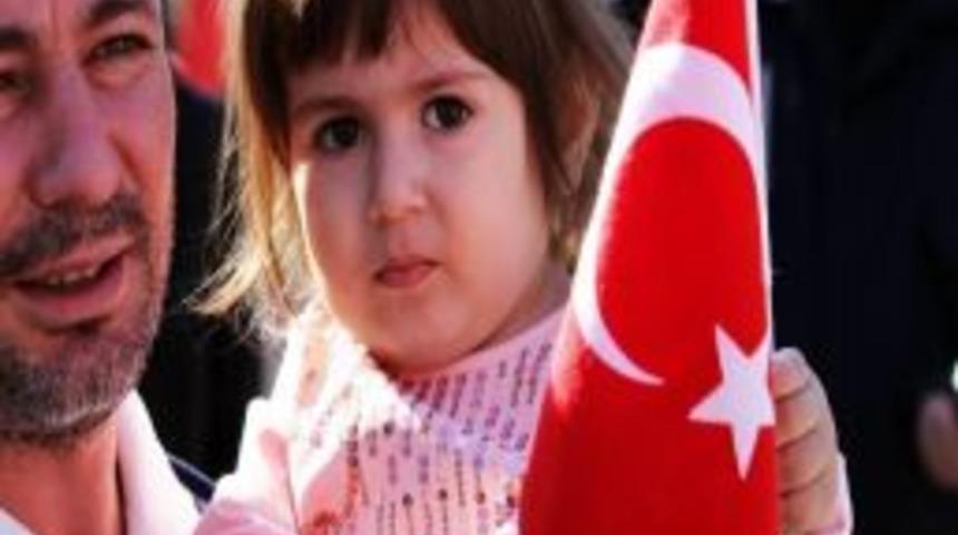 Edremit&rsquo;te Cumhuriyet Coşkusu