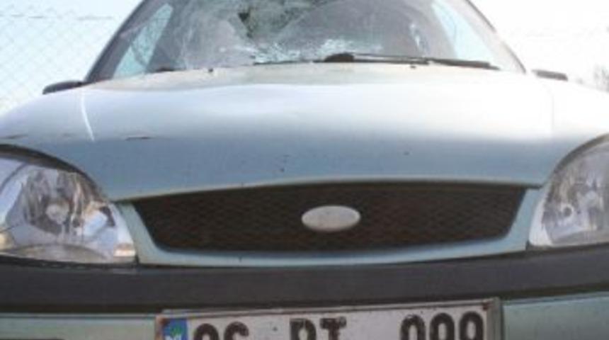 Bilecik&rsquo;te Otomobil Yayaya &Ccedil;arptı: 1 Yaralı