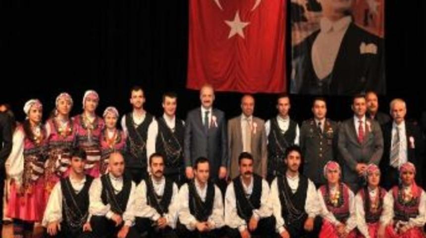 Mamak&rsquo;ta Coşku Dolu Kutlama