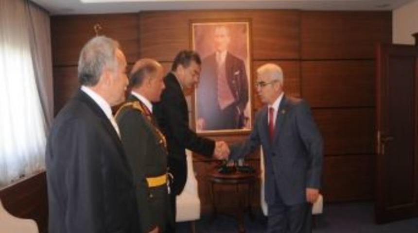 Cumhuriyetin 90. Yılı T&ouml;renlerle Kutlandı