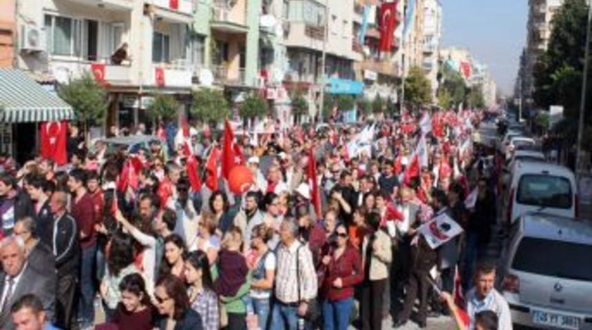 CHP'den Manisa'da Cumhuriyet Y&uuml;r&uuml;y&uuml;ş&uuml;