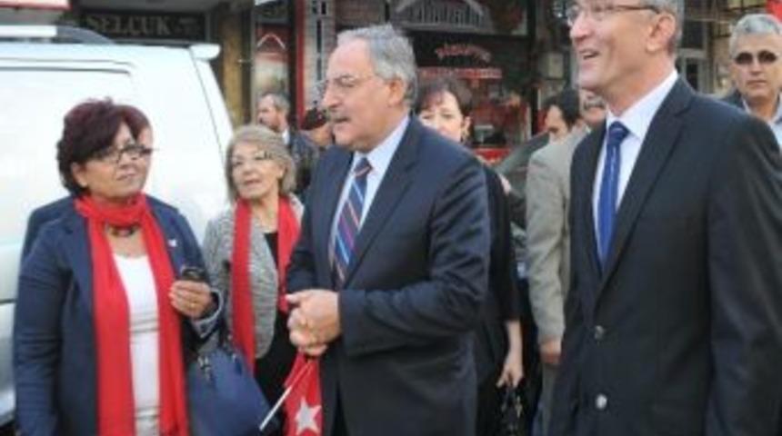 Chp&rsquo;den Cumhuriyet Y&uuml;r&uuml;y&uuml;ş&uuml;