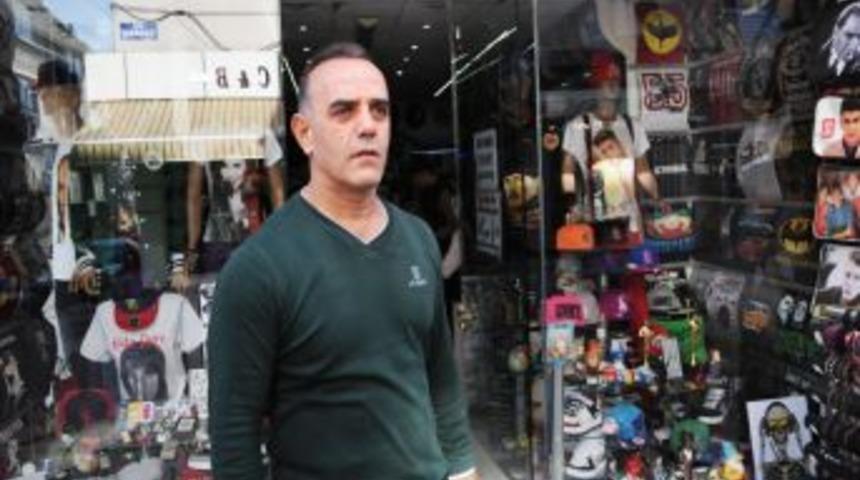 Gazi Caddesi'nde Işyeri Yakmaya &Ccedil;alışan Kafadarlar Esnafa Uyku Uyutmuyor