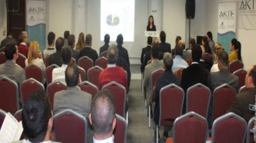 &quot;Türkiye, ABD Ticaretindeki Payını Artırmalı&quot;