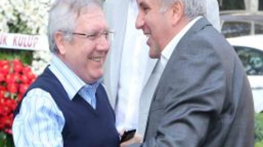 Başkan Aziz Yıldırım, Obradovic&rsquo;le Yemekte Bir Araya Geldi