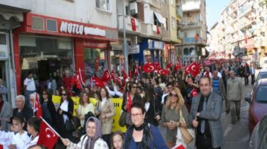 Mudanyalılar Cumhuriyet I&ccedil;in Y&uuml;r&uuml;d&uuml;