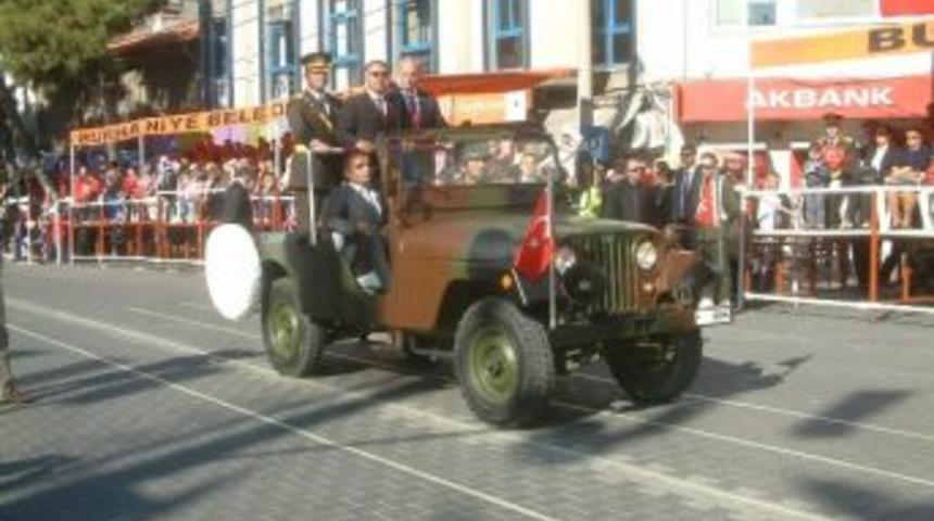 Burhaniye&rsquo;de Cumhuriyet Bayramı Coşkusu