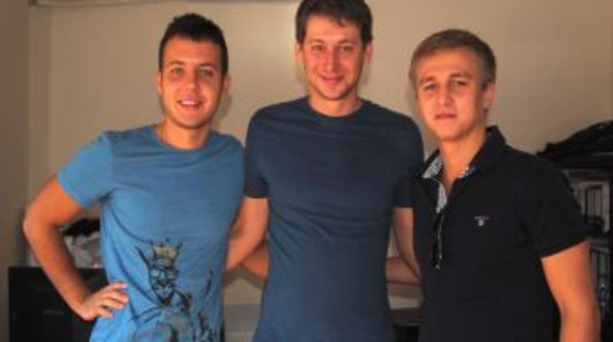 Stajlarını Tamamlayan 3 Ukraynalı &Ouml;ğrenci &Uuml;lkelerine D&ouml;nd&uuml;