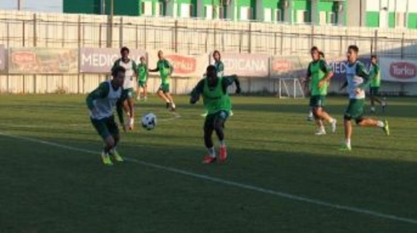 Torku Konyaspor, Galatasaray&rsquo;a Bileniyor