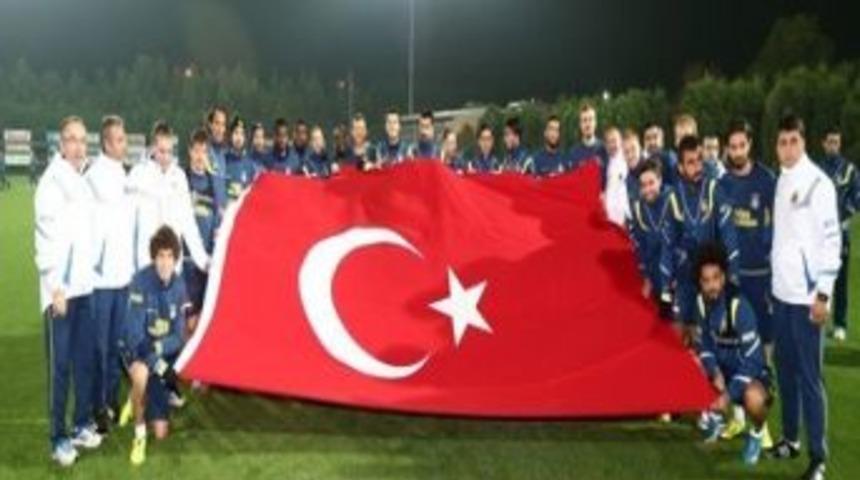 Fenerbah&ccedil;e, Bursaspor Ma&ccedil;ı Hazırlıklarını S&uuml;rd&uuml;rd&uuml;