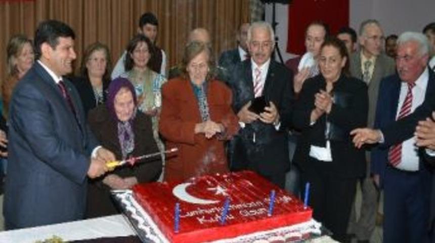 G&uuml;m&uuml;şhane&rsquo;de Cumhuriyet Resepsiyonu D&uuml;zenlendi