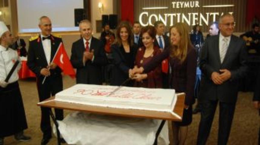 'Komşu &Uuml;lkelerde Kan Ve G&ouml;zyaşının Temelinde Demokrasinin Olmaması Var'