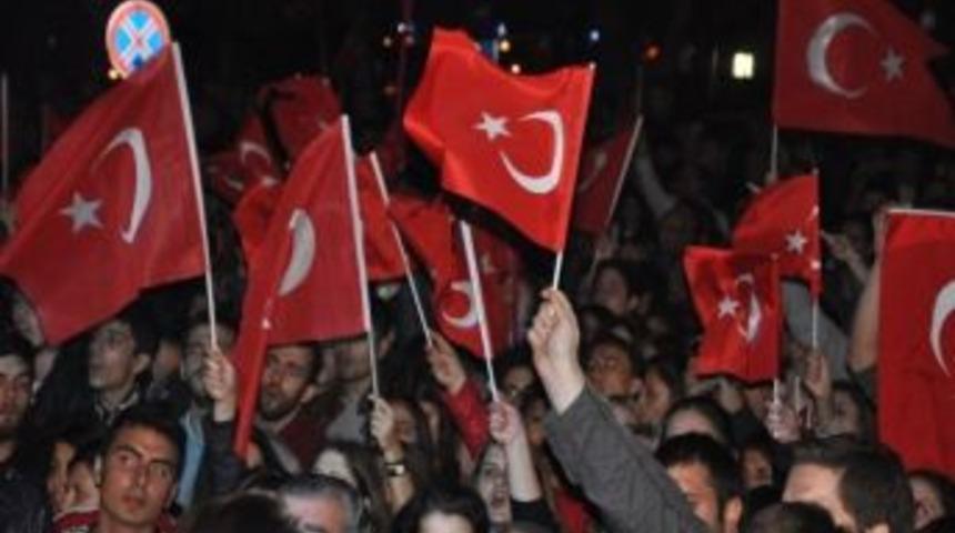Kırklareli&rsquo;de Cumhuriyet Bayramı Y&uuml;r&uuml;y&uuml;ş&uuml;