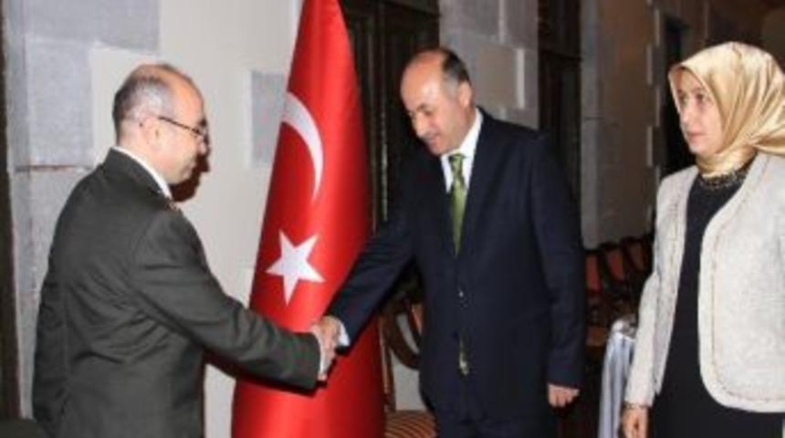 Ardahan'da Cumhuriyet Resepsiyonu
