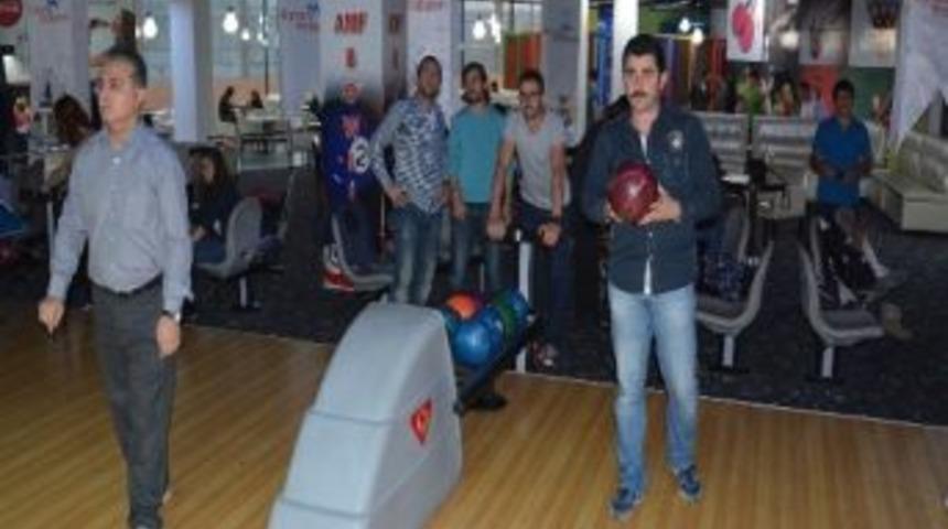 Forum Trabzon&rsquo;dan Gazetecilere Ferdi Bowling Turnuvası