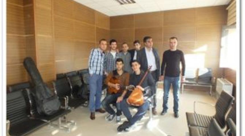 Polis&rsquo;ten festivale tiyatro oyunu desteği