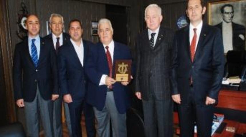 Dto İzmir Şube Başkanı &Ouml;zt&uuml;rk'ten Teklif