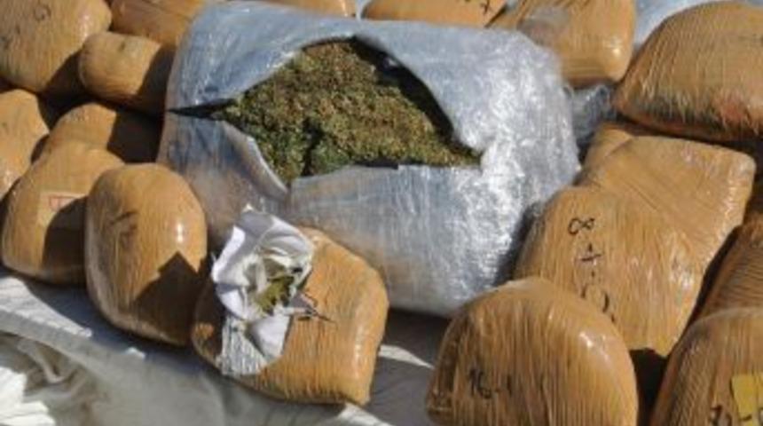 Osmaniye&rsquo;de 1 Ton 625 Kilogram Esrar Ele Ge&ccedil;irildi