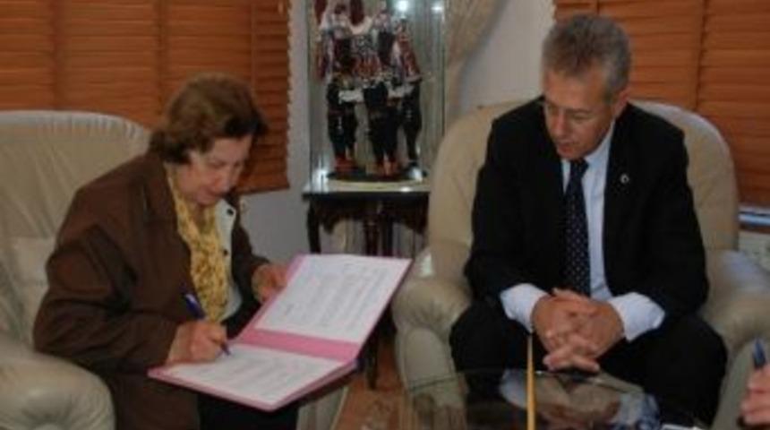 Hayırseverden Eğitime Arsa Bağışı