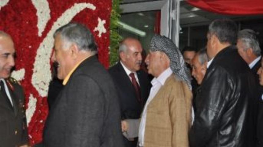 Şırnak'ta 90'ıncı Yıl Pastası Kesildi