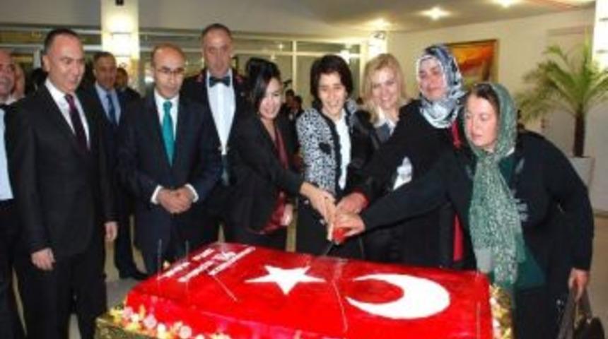 Adıyaman&rsquo;da Cumhuriyet Resepsiyonu D&uuml;zenlendi