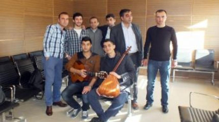 Polislerden Tiyatro Festivaline Destek