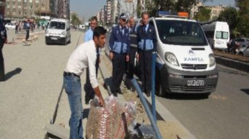 Zabıtadan Seyyar Satıcı Ve Dilenci Denetimi