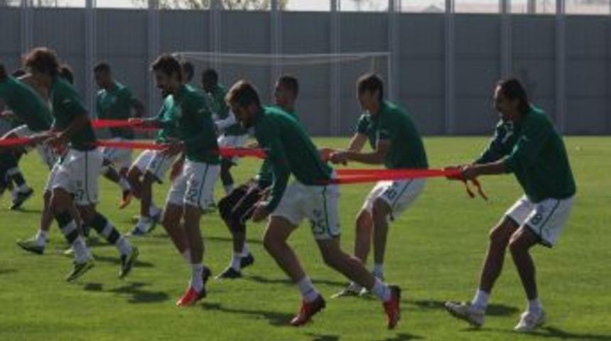 Bursaspor, Fenerbah&ccedil;e Ma&ccedil;ına Sıkı Hazırlanıyor