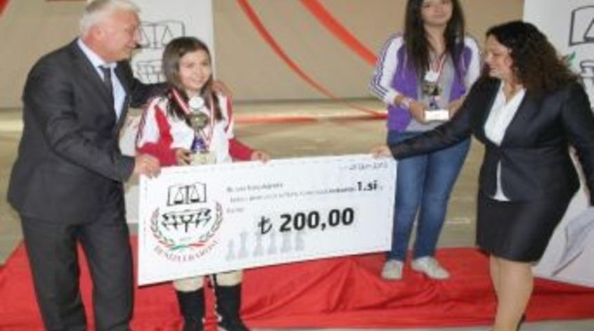 Odt&uuml;&rsquo;de Satran&ccedil; Turnuvası Heyecanı