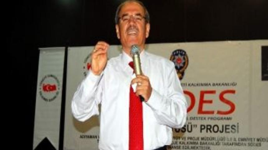 &Ouml;ğrencilerle Şefkat K&ouml;pr&uuml;s&uuml; Kuruldu