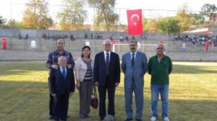 Mezitli Belediyesi Kuyuluk Futbol Sahası A&ccedil;ıldı