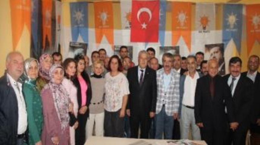 Ak Parti'li Aday Adayı Hakkı Atila Kararlı