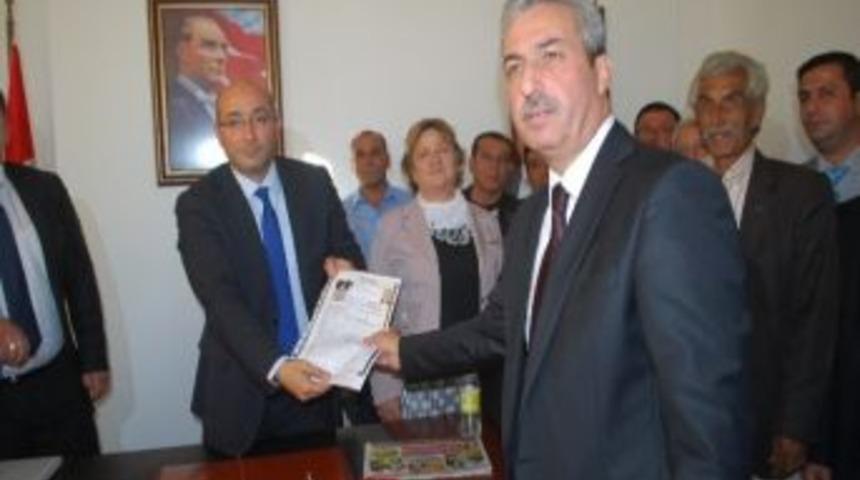 Burhan Onuk Aday Adaylığı Başvurusunu Yaptı