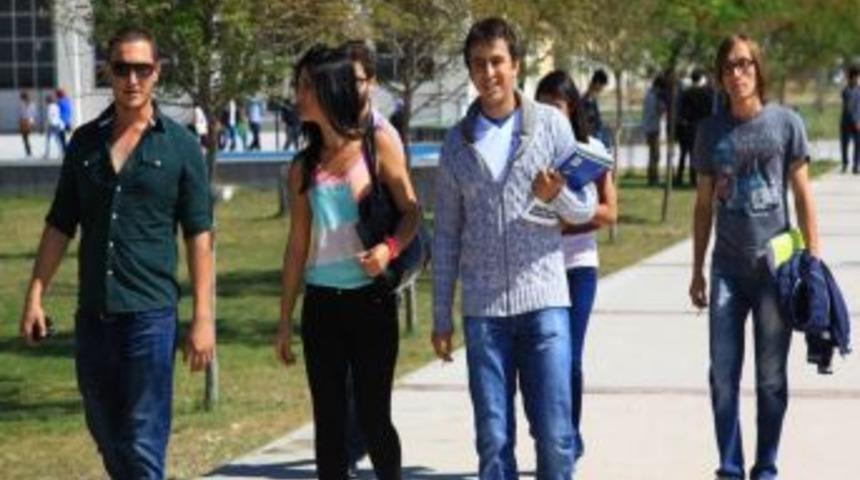 Aksaray &Uuml;niversitesi'nde Ek Yerleştirmeyle &Ouml;ğrenci Sayısı Arttı