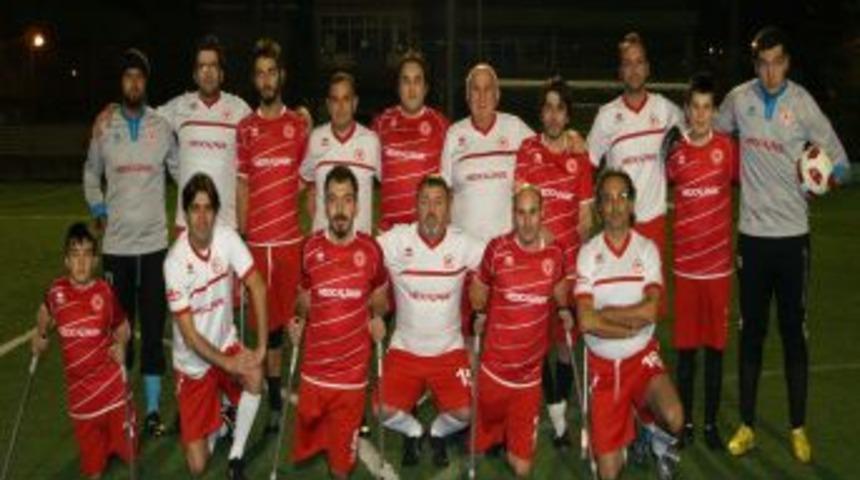 Doktorlar, Engelli Takımıyla G&ouml;steri Ma&ccedil;ında Karşı Karşıya Geldi