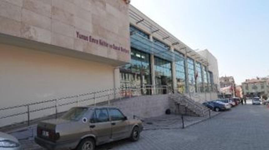 Yunus Emre K&uuml;lt&uuml;r Merkezi Artık Yepyeni