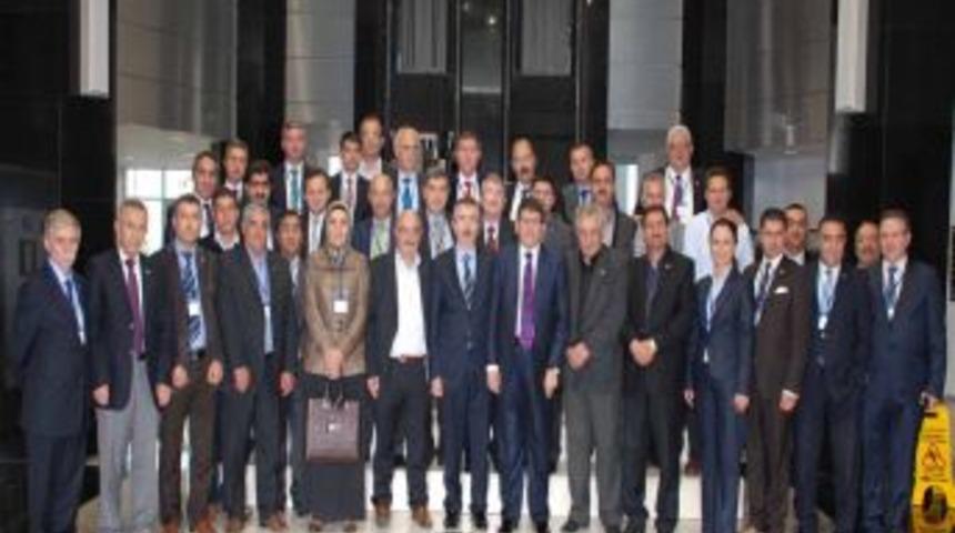 Erzurum Valisi: Kayseri, T&uuml;rkiye&rsquo;nin G&ouml;z Bebeği Olan Bir Şehir