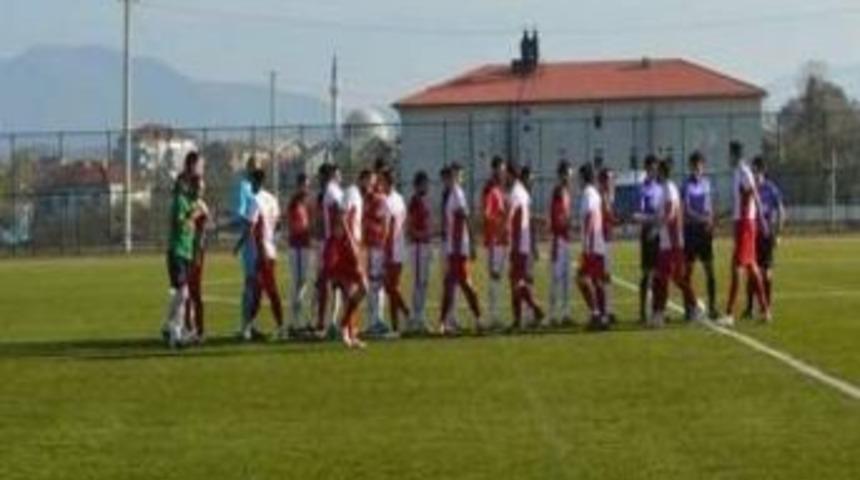 Gen&ccedil;likspor, Alman Ekibine Mağlup Oldu