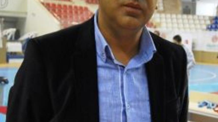 T&uuml;rk D&uuml;nyası Yıldızlar Serbest G&uuml;reş Turnuvası