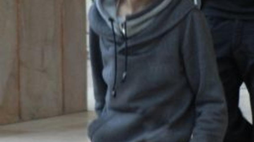 Yan Bakma Y&uuml;z&uuml;nden Bı&ccedil;aklı Saldırı: 1 Yaralı